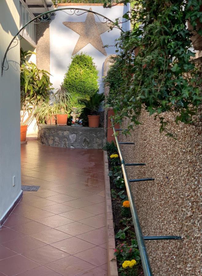 Hedera Capri B&B Анакапри Екстериор снимка